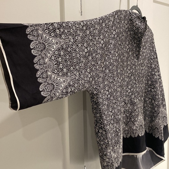 Helmut Lang floral printed silk tunic - Picture 3 of 6